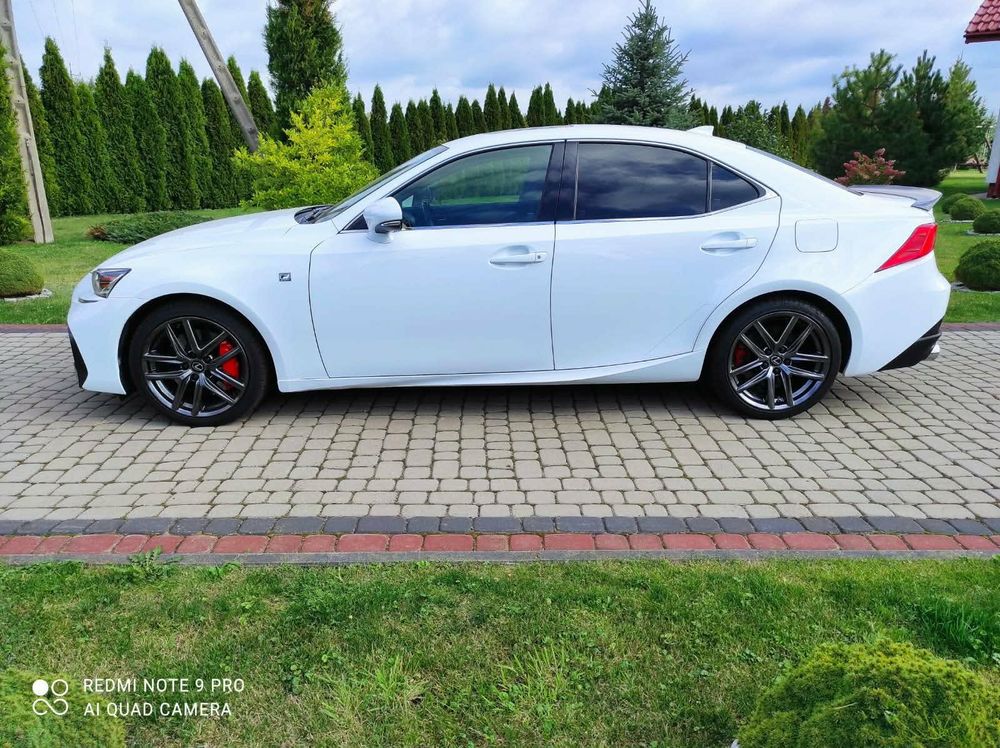 Lexus IS III 200t / 300 F Sport 2017