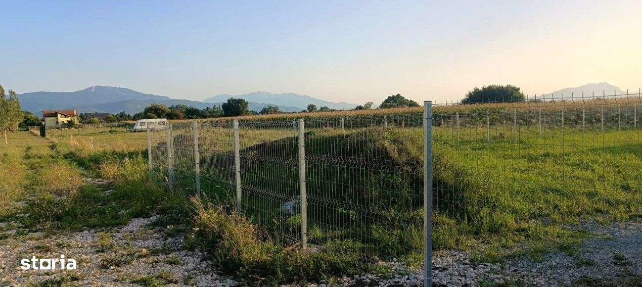 Lot pentru casa in zona foarte linistita si usor accesibila - Imagine principală: 3/4