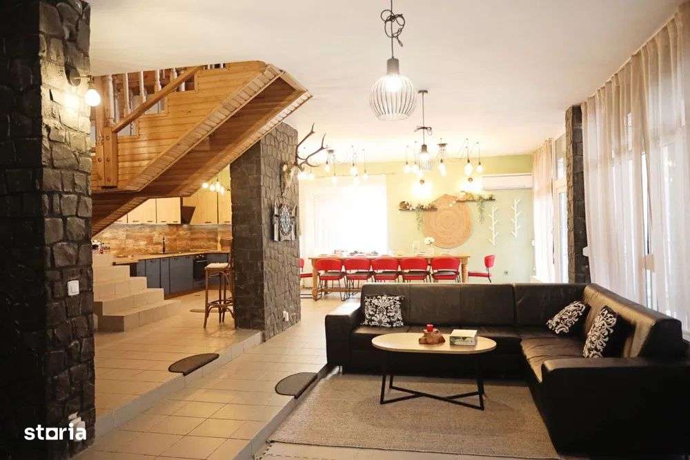 Casa de vacanta ,228 mp utili, piscina exterioara , Baisoara - Imagine principală: 2/5