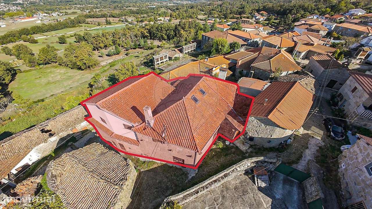 Moradia T5 para venda-4
