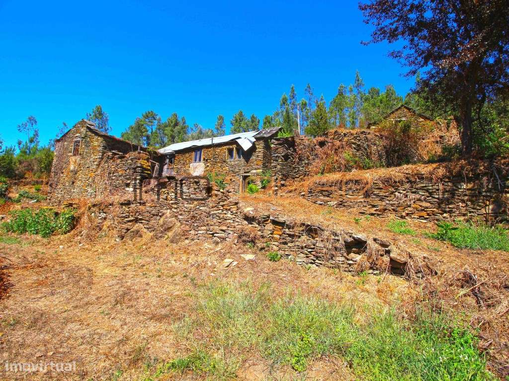 Quinta Isolada com Margem de Rio e Potencial de Eco-Retiro - Arouca-26