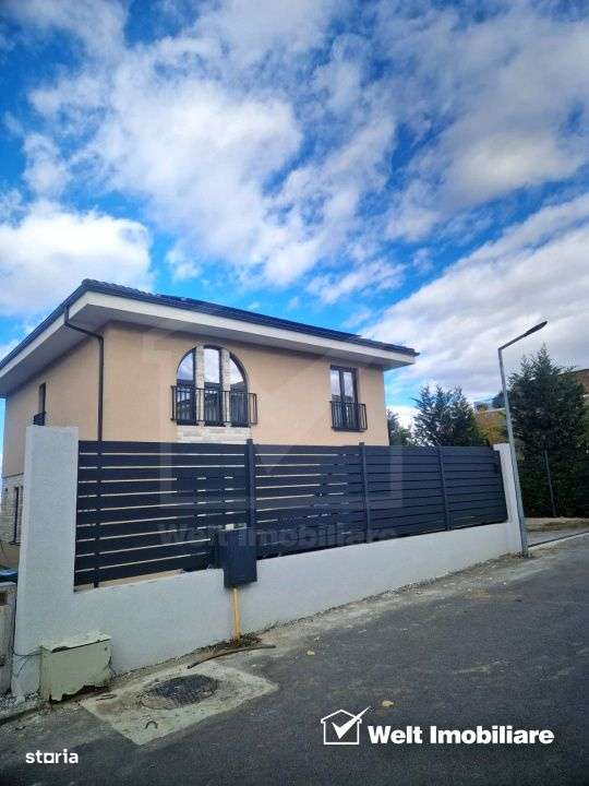 Casa moderna cu panorama superba in Dezmir - Imagine principală: 2/19