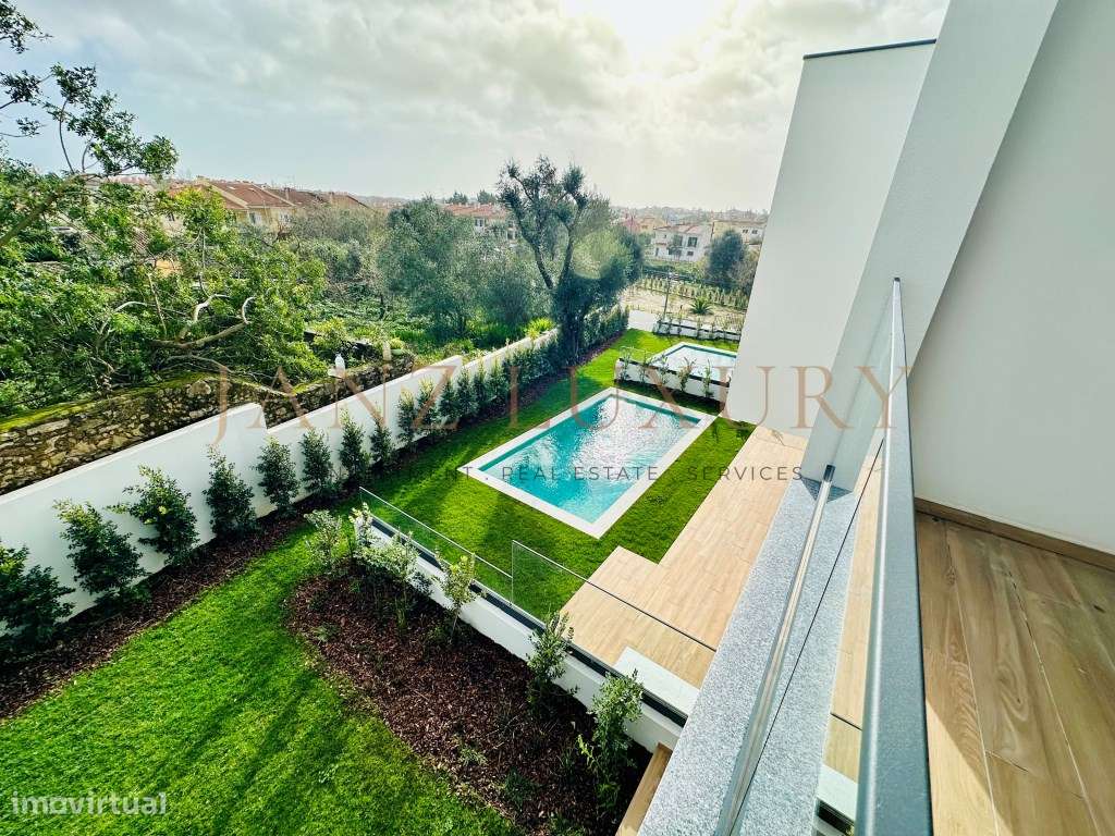 Moradia T4 com Piscina Privada em Manique | 3 Suítes | Garagem 2 Ca...-17