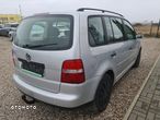 Volkswagen Touran 1.6 Basis - 4