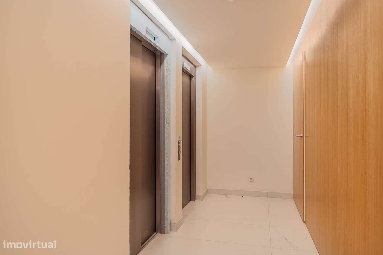 Apartamento t1 à venda na Avenida dos Combatentes, 70-22