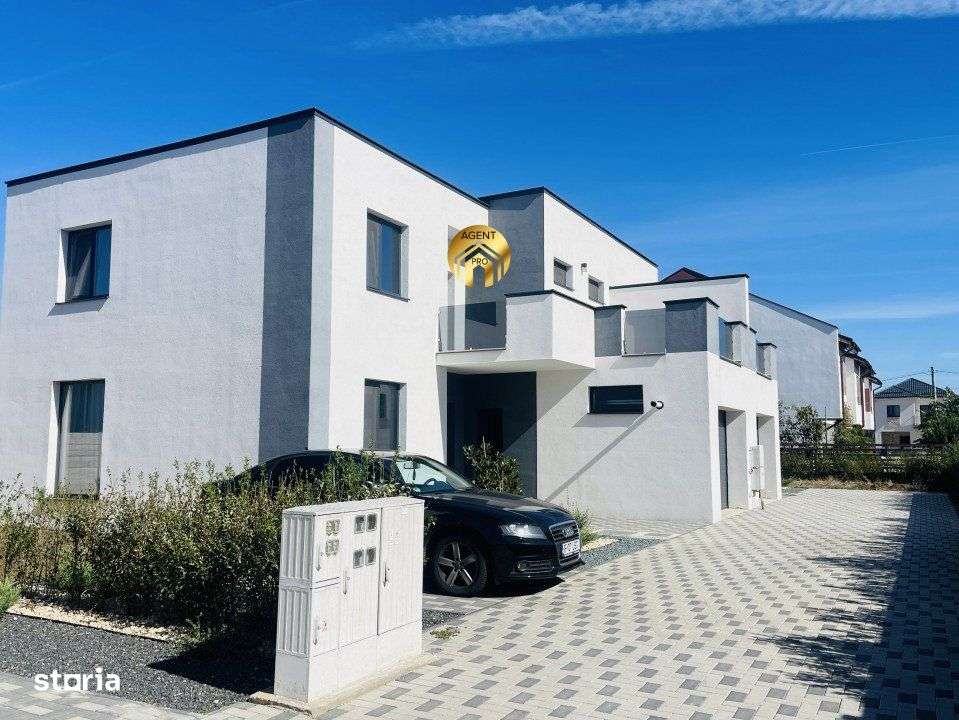 Casa de Vanzare 5 camere, 3 bai, garaj de 28mp - Imagine principală: 1/6