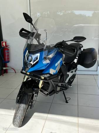 CF Moto 650MT - 4