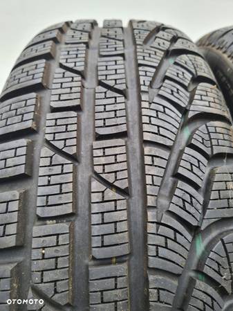 205/65/17 205/65r17 96H Pirelli Winter SottoZero - 2