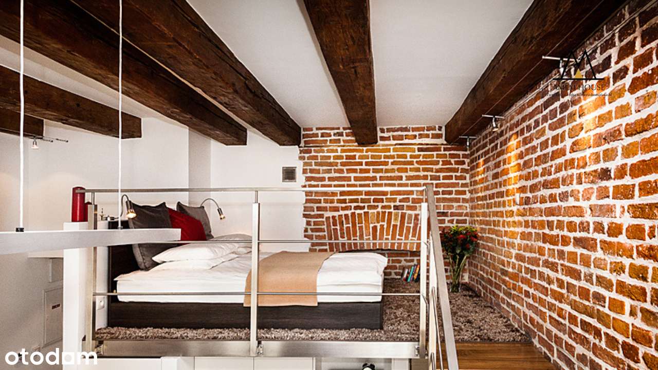 Na sprzedaż klimatyczna kawalerka z antresolą ul. Michałowskiego-2