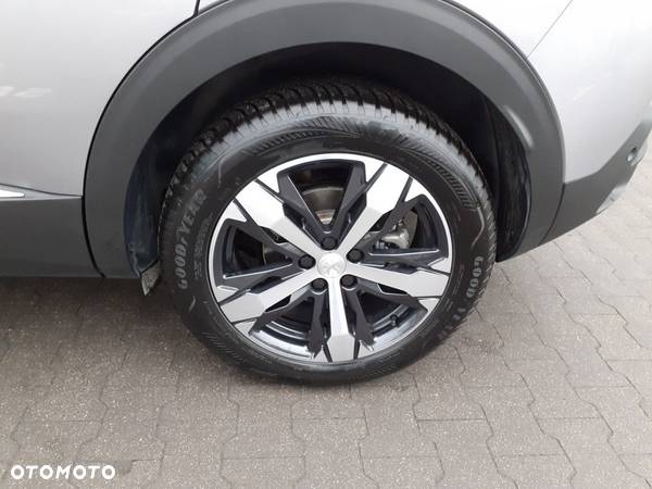 Peugeot 3008 1.2 PureTech Allure Pack S&S EAT8 - 11