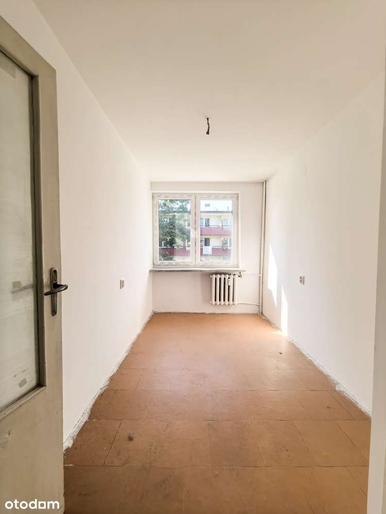 Trzypokojowe mieszkanie przygotowane do remontu przy ul. Jakubowskiego-1