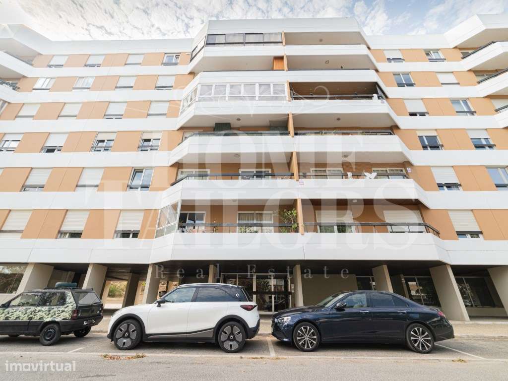 T3 com 183 m², varanda e suite no prestigiado Alto da Barra-12