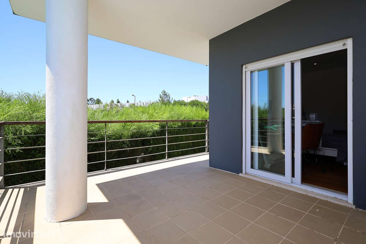 Moradia T6 – Belas Clube de Campo – Golfe – Auto sustentável-46