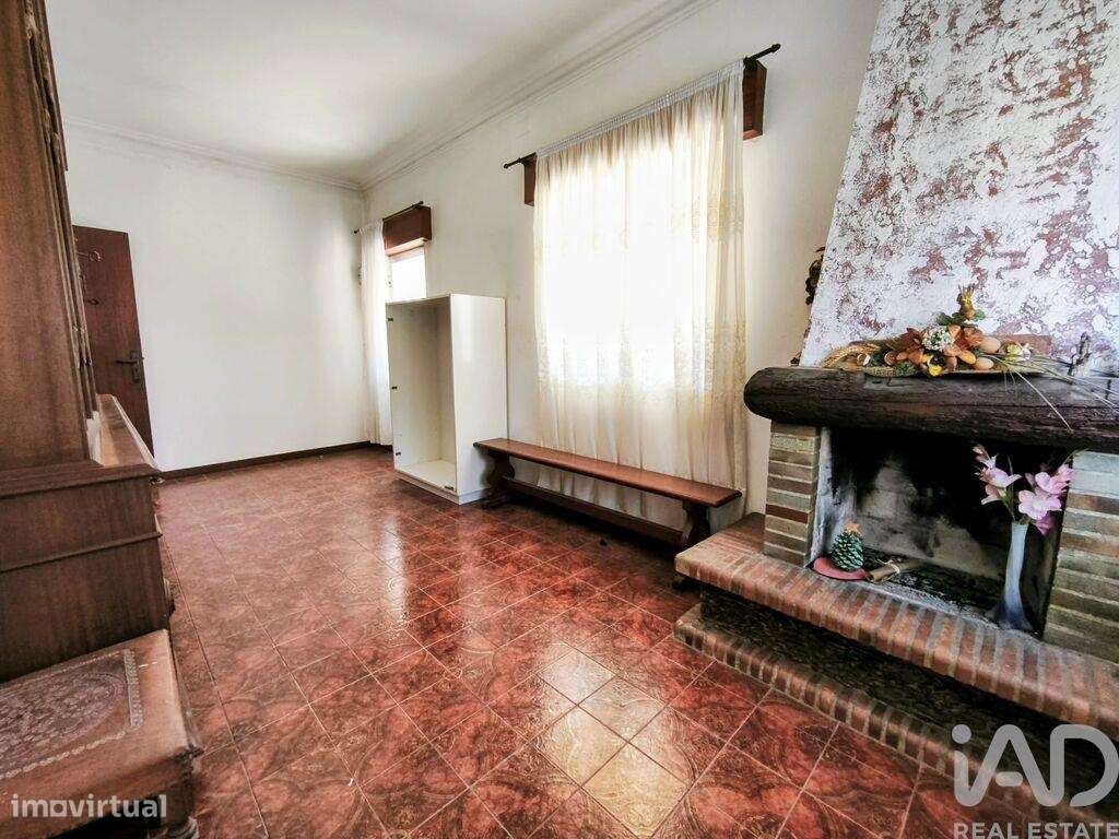 Moradia bi-familiar T6 em Viana do Castelo e Meadela de 227 m2-32