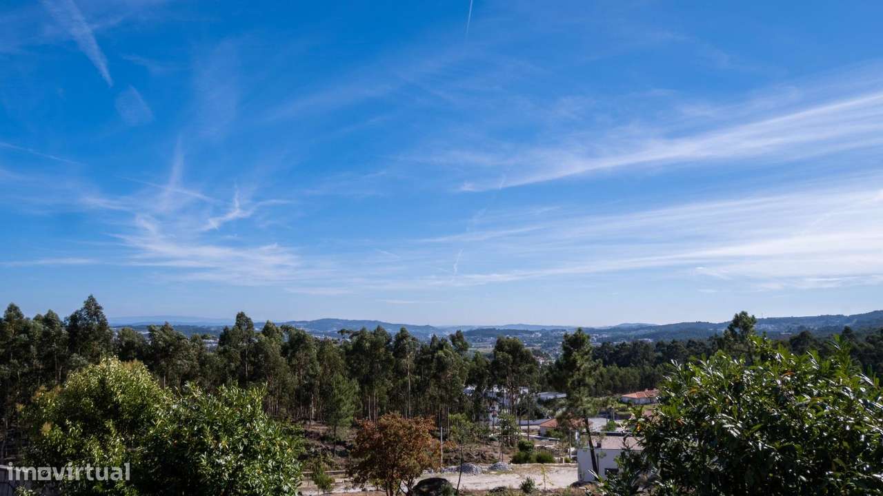 Moradia Térrea de 596m2 em Terreno de 10.000m2 | Paços de...-47