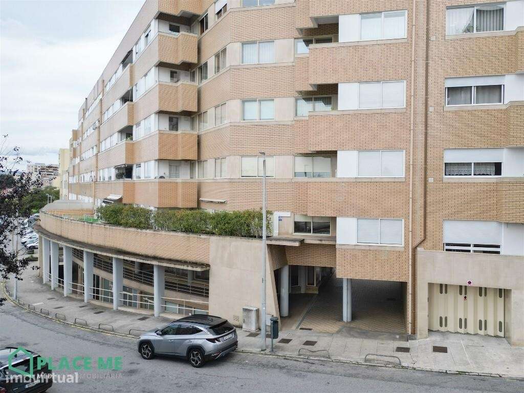 Espaço comercial no centro de Braga - Grande imagem: 3/24