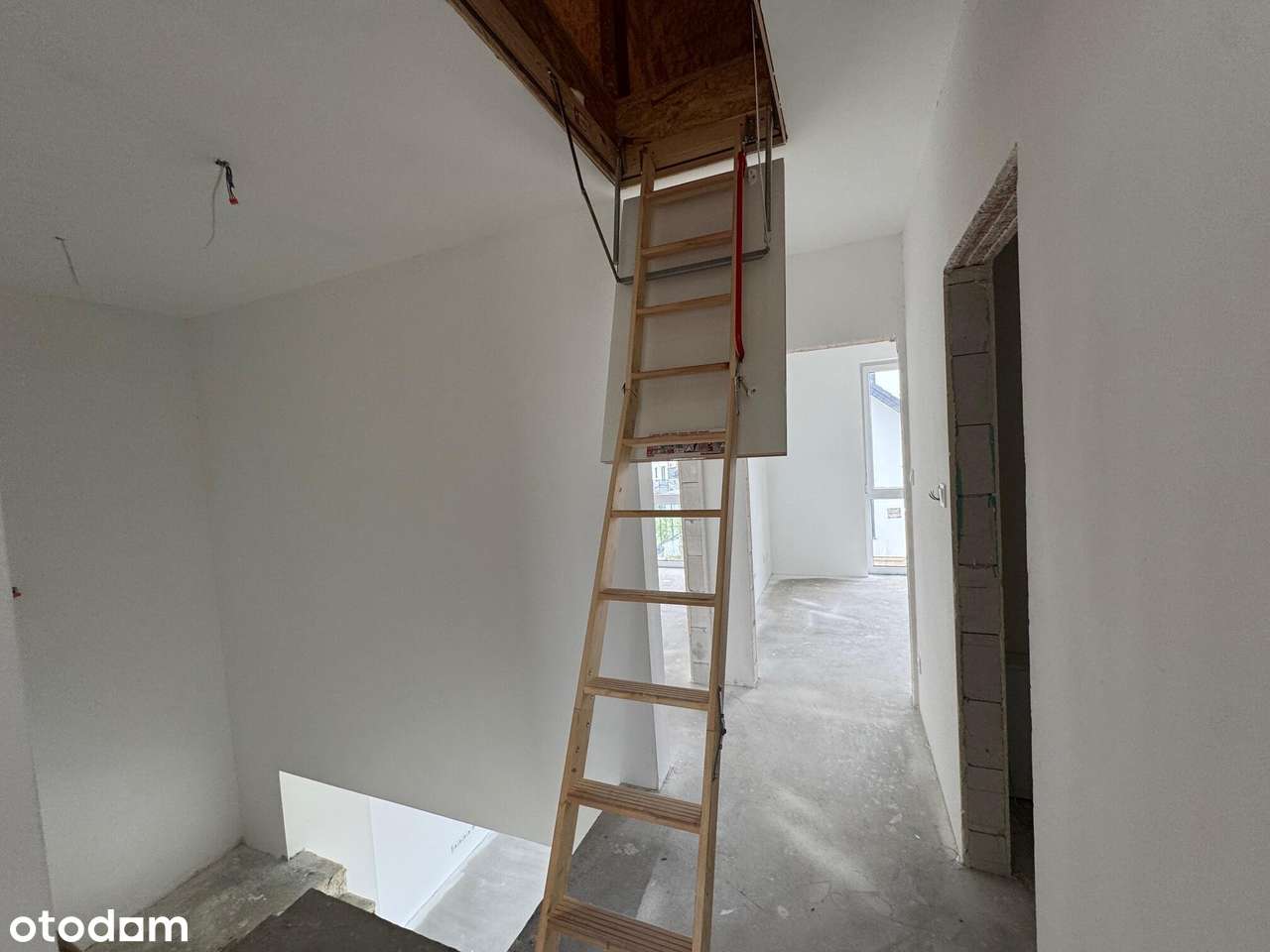 DOM w zabudowie bliźniaczej Kołobrzeg-18