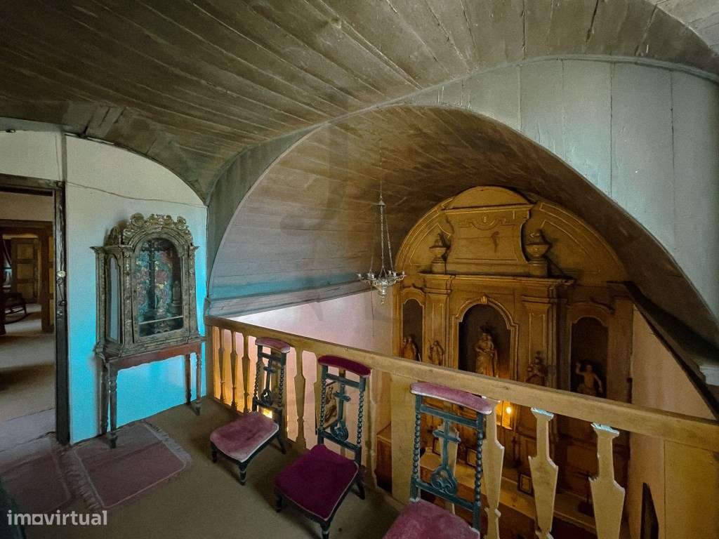 Casa Senhorial Brasonada do Século XVIII na Região do Douro-30