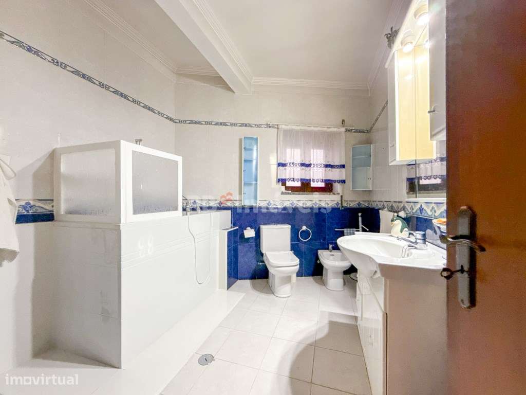 Moradia T2+1 com 2 pisos e garagem - Vila Nova de Paialvo, Tomar-26