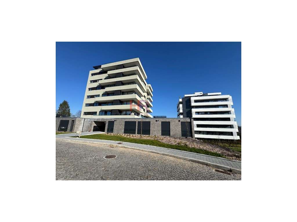 Arrenda-se T1 Parque Lavandeira - Edifício Green Terrace, com lugar... - Grande imagem: 5/23