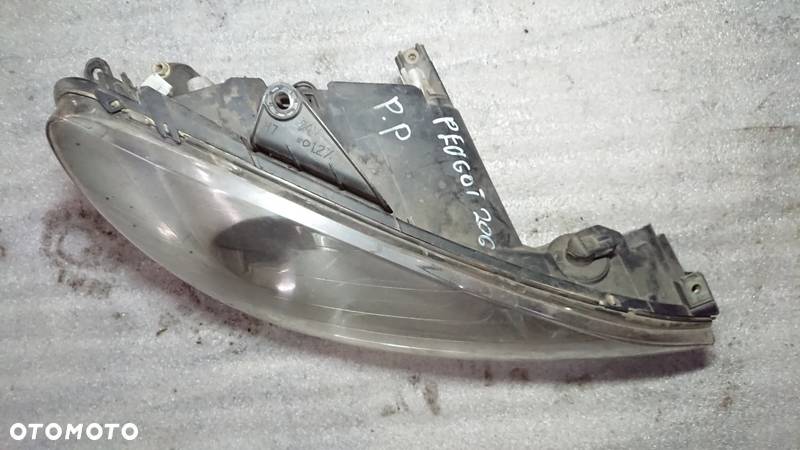 Lampa Przód Peugeot 206 EU - 2