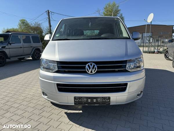 Volkswagen Multivan - 11