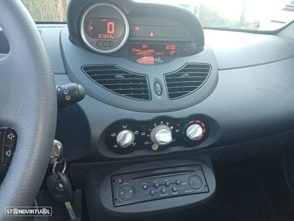 Renault Twingo 1.2 16V Initale - 19