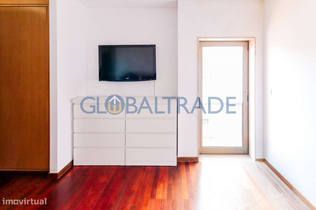 Moradia T3 com Terraço em Valbom-41