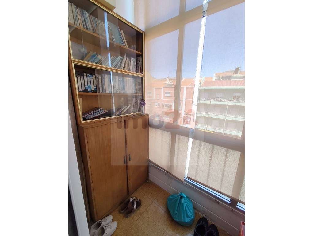 Apartamento T2 + 1 no Centro Queluz 4 Caminhos-11