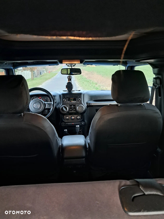 Jeep Wrangler 3.6 Unlim Night Eagle - 7