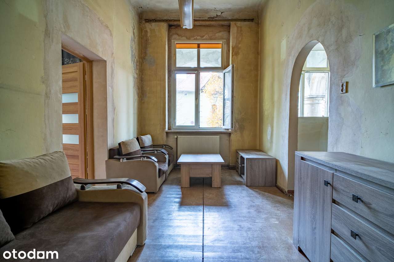 Mieszkanie z potencjałem duże, przestornne z balkonem Jana Pawła II-1