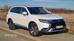 Mitsubishi Outlander - 3