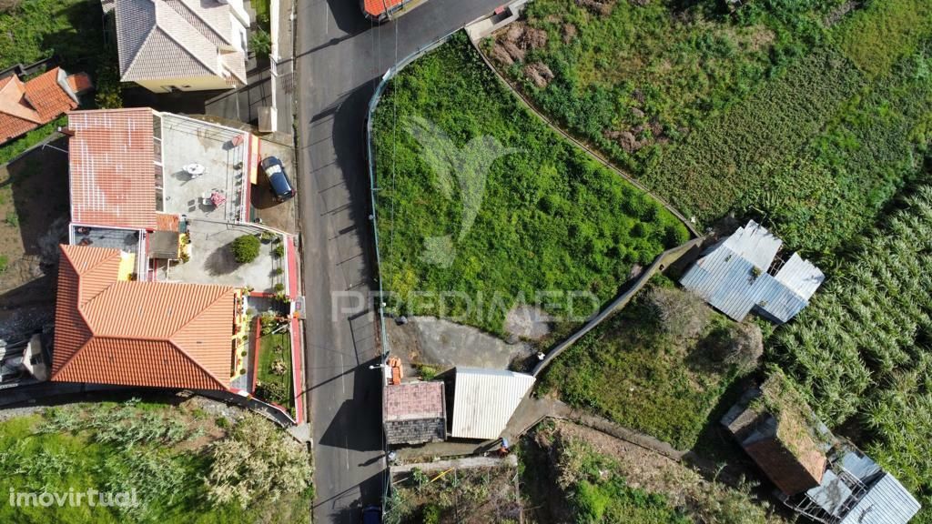 Terreno com projecto na Ponta do Sol - Ilha da Madeira