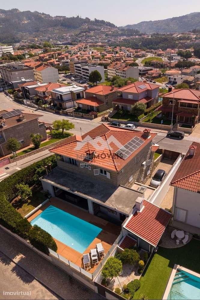 Moradia T4 | Piscina | Jardim | 4 frentes | Praia Fluvial-37