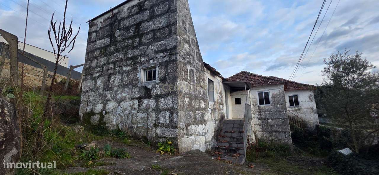 Moradia para restaurar - Constance, MCN-37