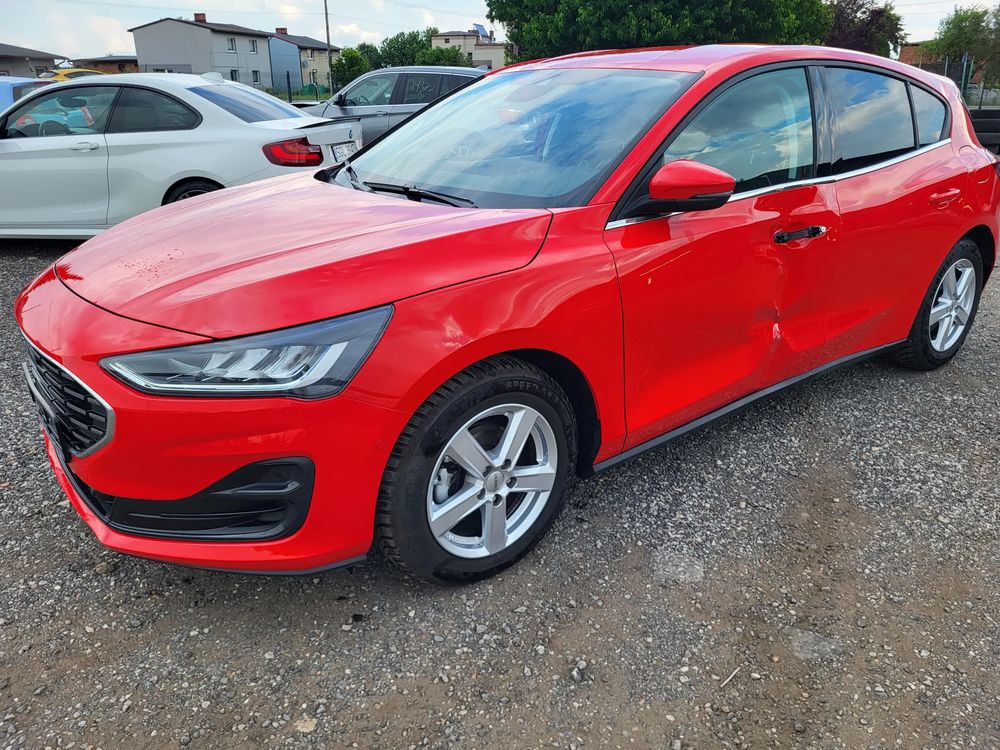 Ford Focus Mk4 1.0 EcoBoost Hybrid TITANIUM 2025