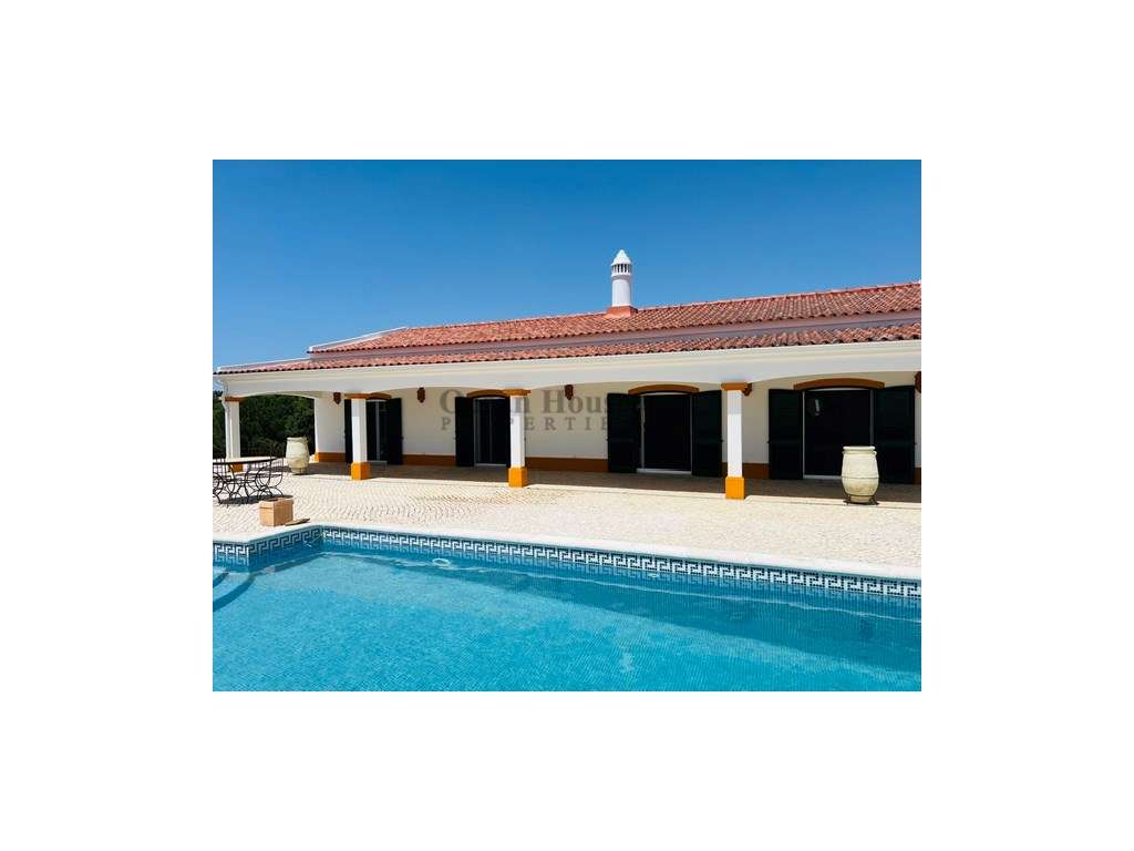 Herdade renovada com 4 quartos e piscina em Ourique.-21