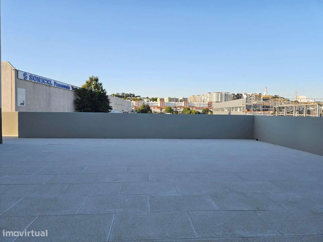 Escritório Venda Carnaxide | 600 m2 | 7 Lug. Estacionamento-11