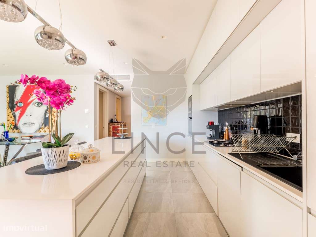 Apartamento T2, com terraço privativo e estacionamento no Centro Hi... - Grande imagem: 5/28