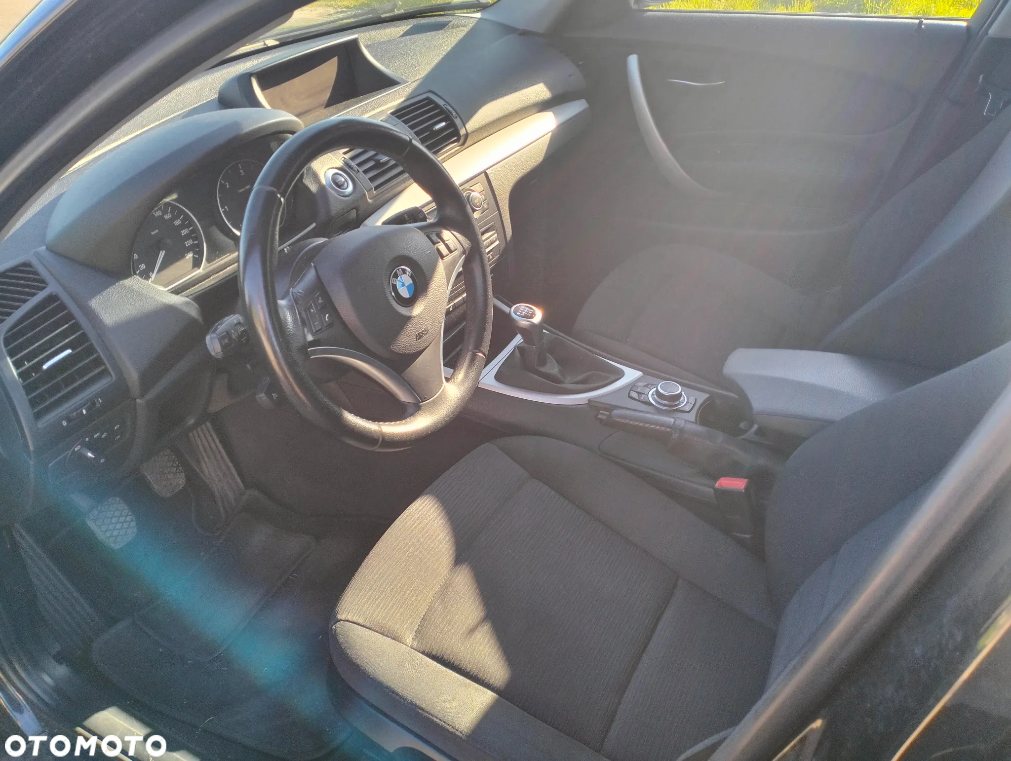 BMW Seria 1 118d - 8