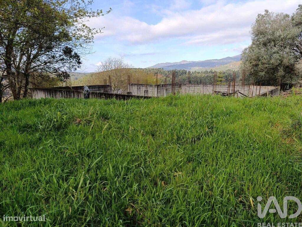 Terreno em Chaviães e Paços de 302,00 m2 - Grande imagem: 4/6
