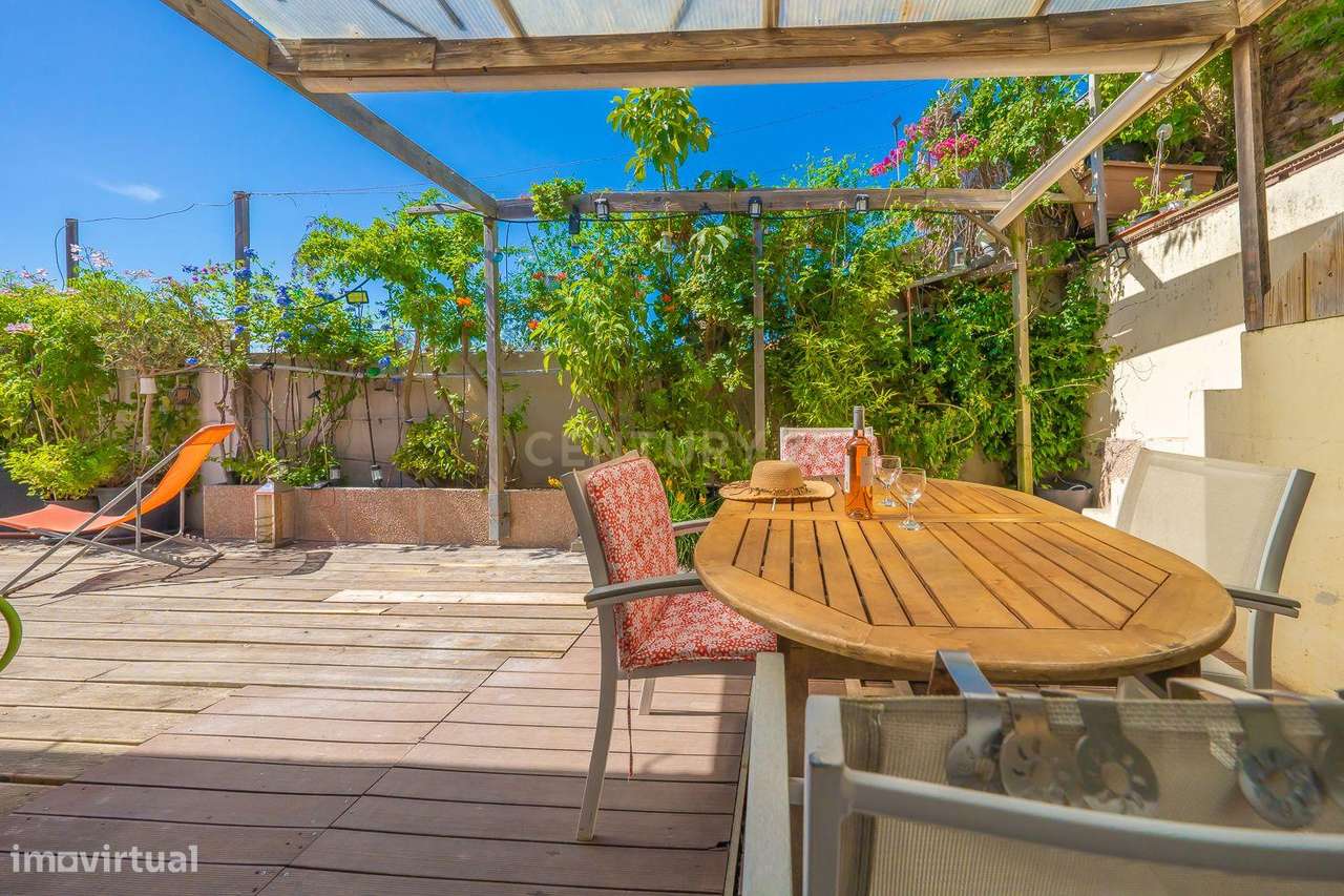 Apartamento com charme em Setúbal com uma vista soberba para o rio e t-31