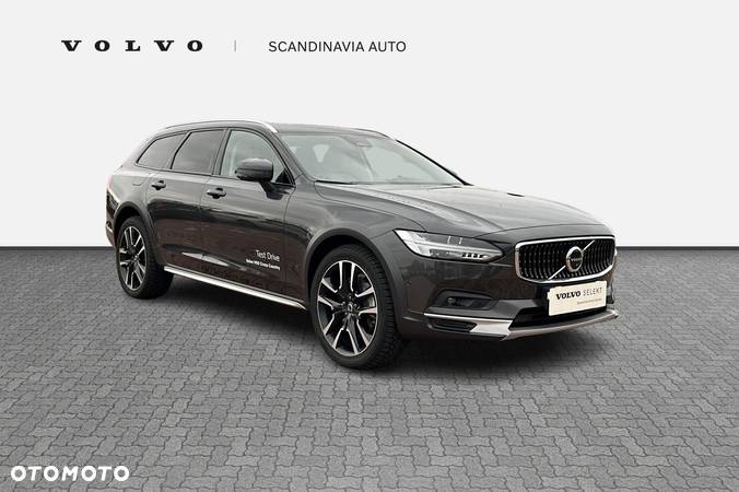 Volvo V90 Cross Country - 7