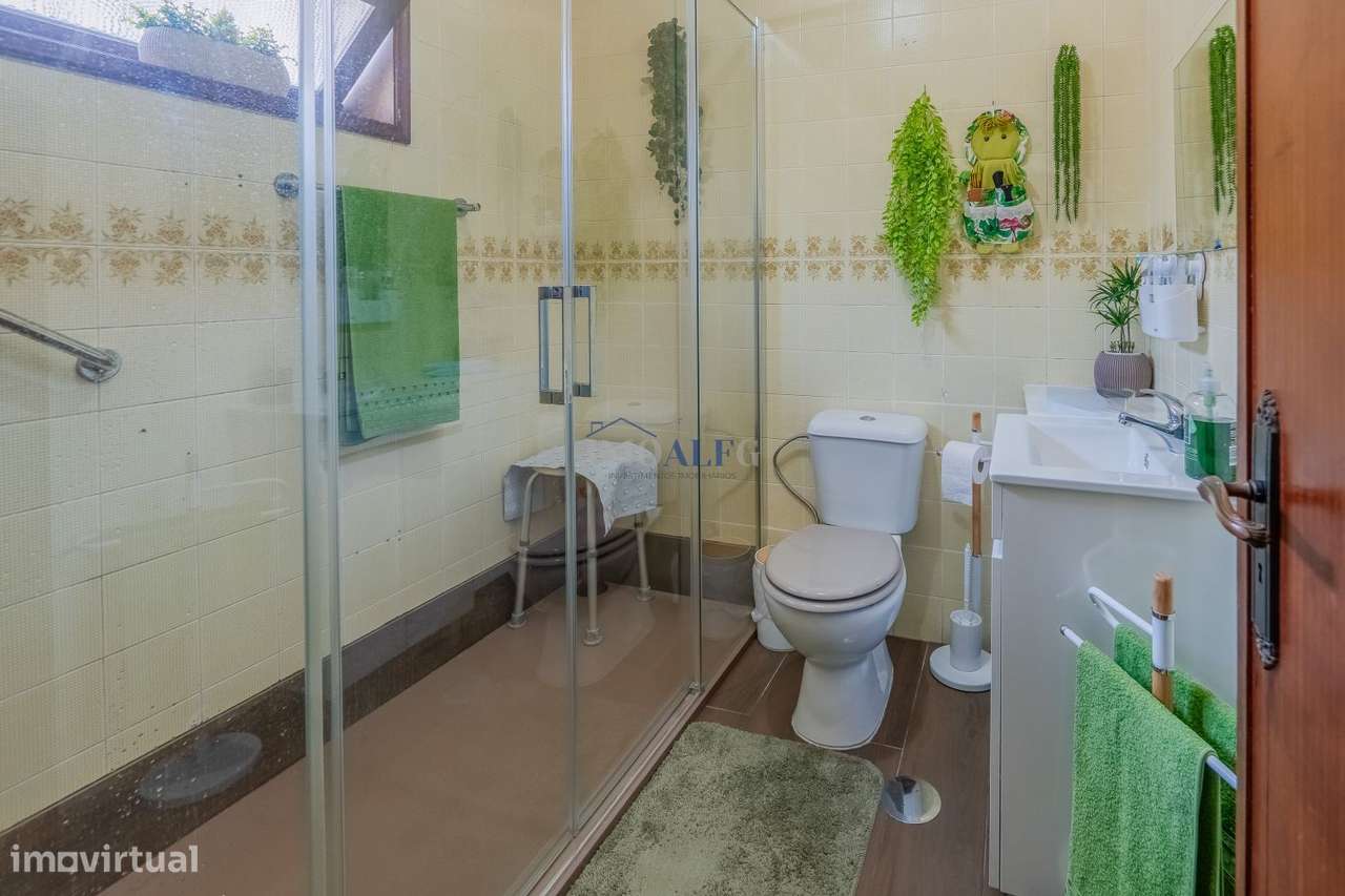 Moradia T5 em Santa Joana perto do centro de Aveiro-35