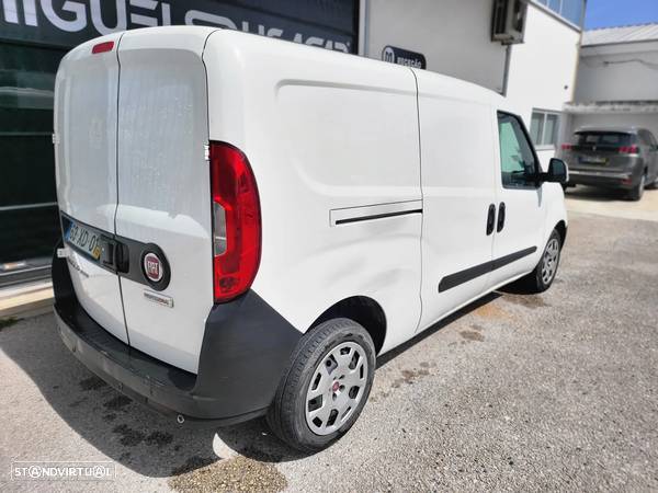 Fiat Doblo Maxi Longa 1.3Multijet 95cv 3Lugares - 4