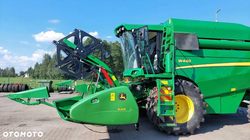 John Deere W440 - 2