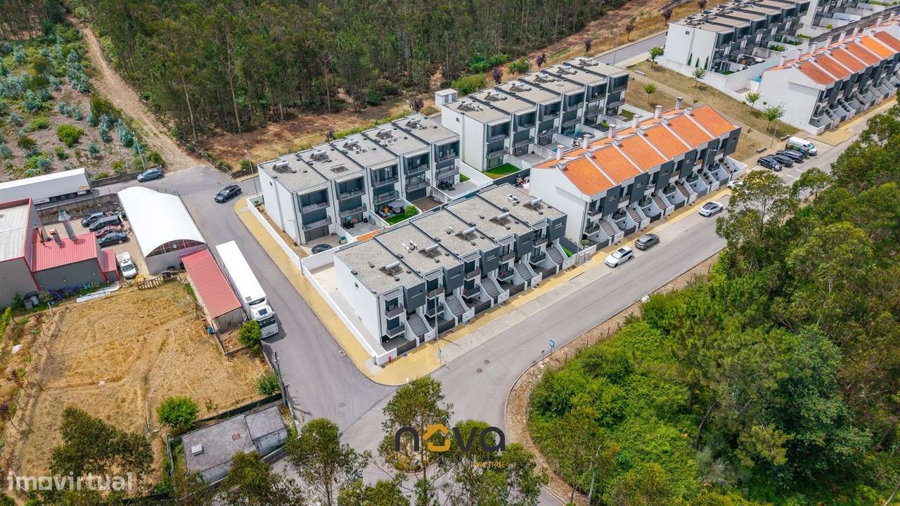 Moradia em Banda T3 em Gondifelos, Vila Nova de Famalicão-41