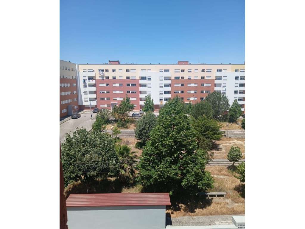Apartamento T3, em Monte de Caparica ,Almada, na Praça Mario Dionisio - Grande imagem: 4/13