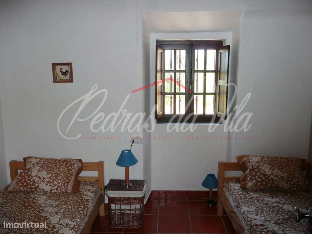 Propriedade de 27ha com moradia de 84m2 e ruina de 90m2 - Odemira-16