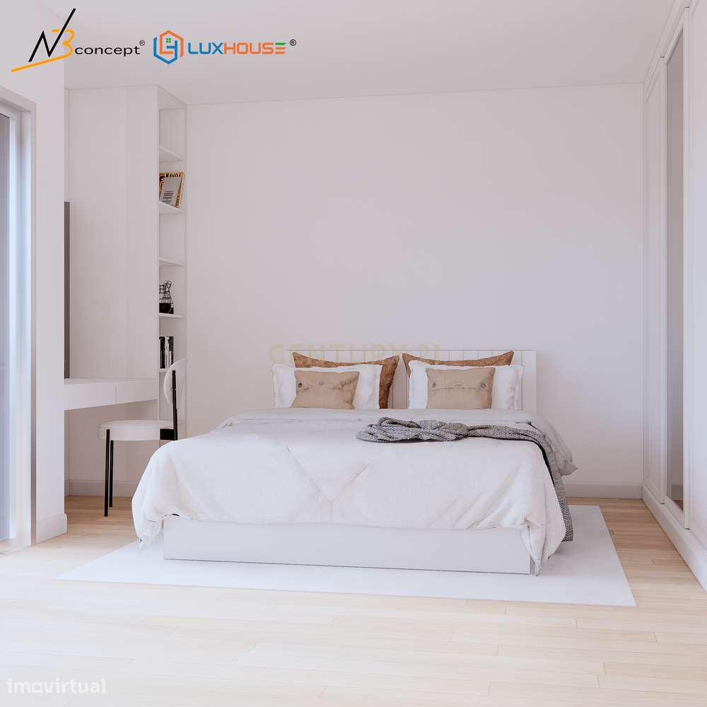 Moradia T4 em banda  com Piscina, Fernão Ferro-22